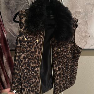 Cheetah puffer vest!